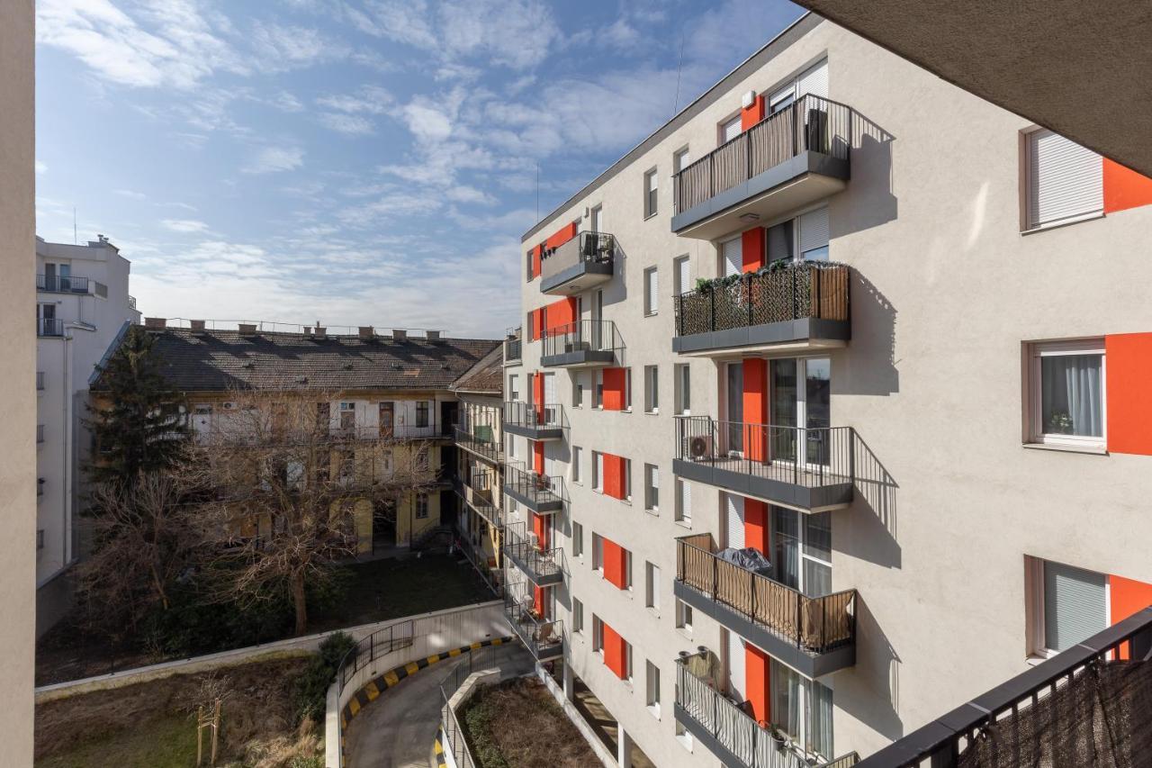All You Need In Bp - Garage, Terraces, Aircon Budapeşte Dış mekan fotoğraf